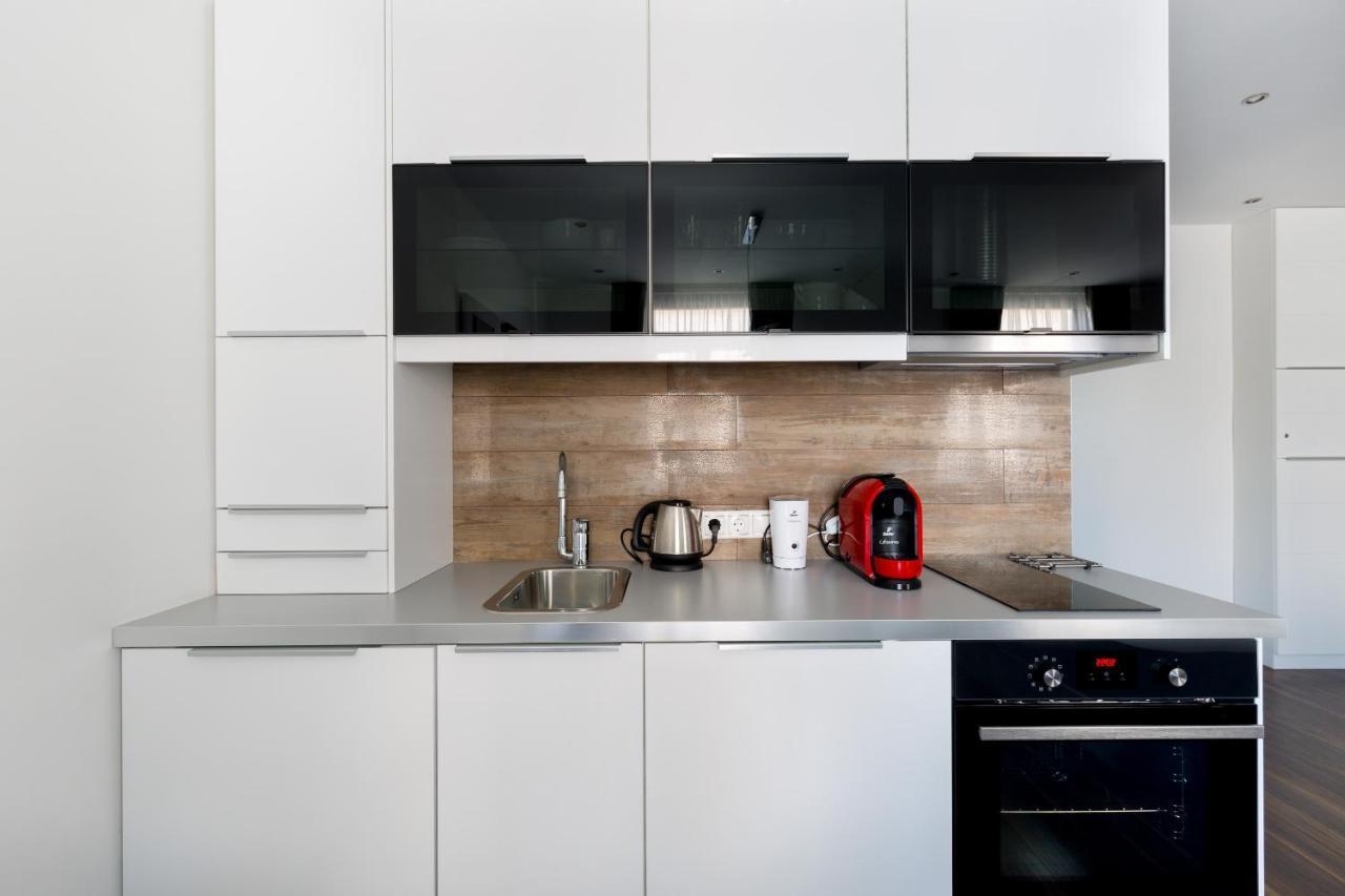 Budapest Central Square 2 Bedrooms Suite - Michaelides Voeroesmarty Square Residences Extérieur photo